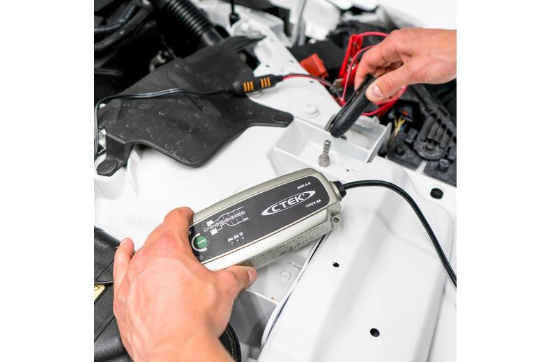 CTEK MXS 3.8 UK Battery Charger CTEK MXS 3.8 UK Battery Charger