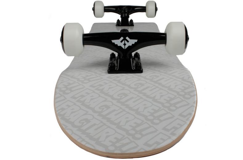 Fracture Skateboard All Over Comic White Complete - 8.0 Fracture Skateboard All Over Comic White Complete - 8.0