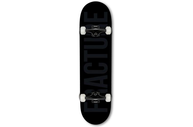 Fracture Skateboard Fade Black Complete - 8.0 Fracture Skateboard Fade Black Complete - 8.0