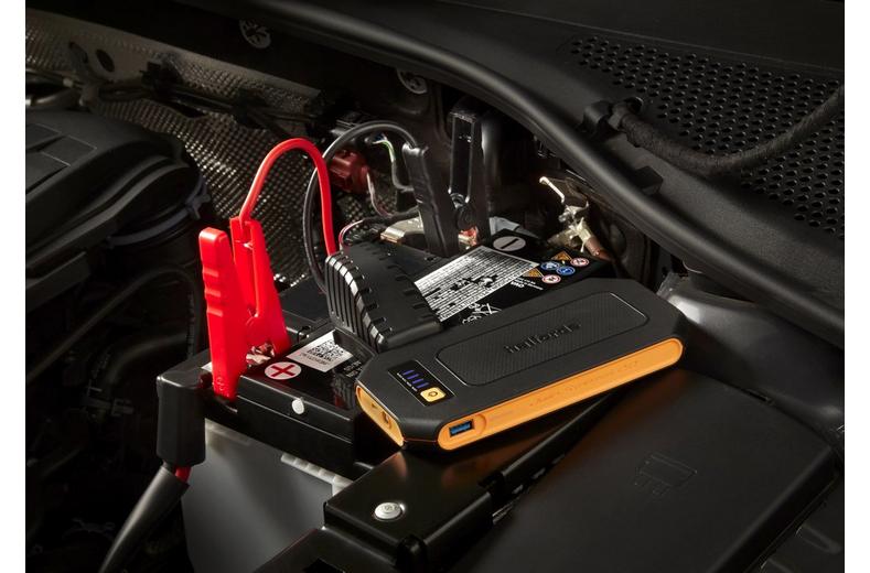 Halfords Advanced Lithium Jump Starter - Up to 2L Halfords Advanced Lithium Jump Starter - Up to 2L