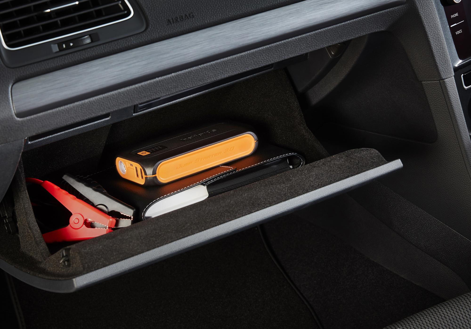 Halfords Advanced Lithium Jump Starter - Up to 3L