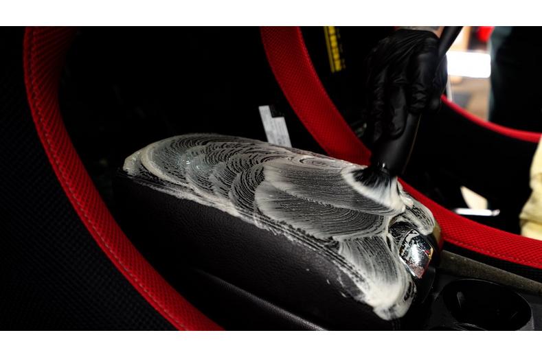 Meguiars Multi-Purpose Brush Large Meguiars Multi-Purpose Brush Large