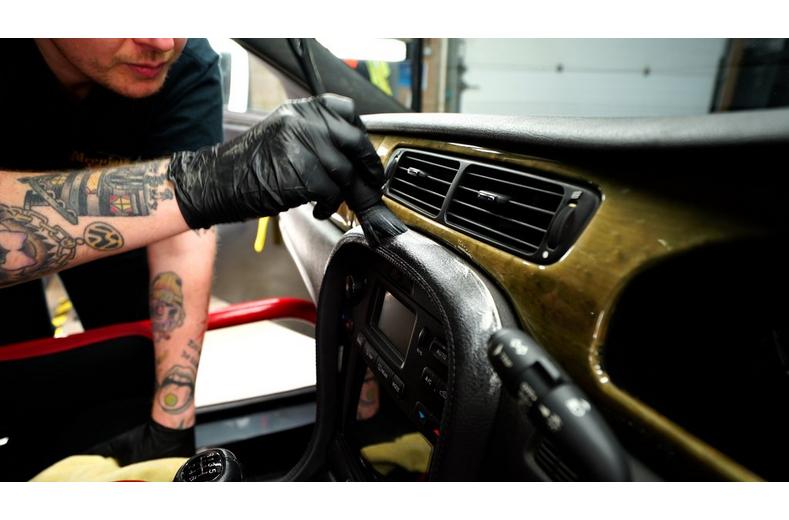 Meguiars Multi-Purpose Brush Large Meguiars Multi-Purpose Brush Large