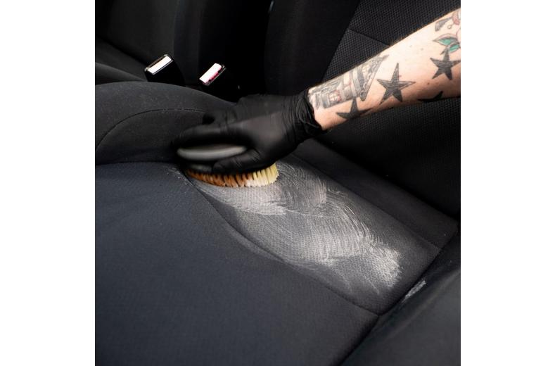 Meguiars Carpet & Interior Brush Meguiars Carpet & Interior Brush