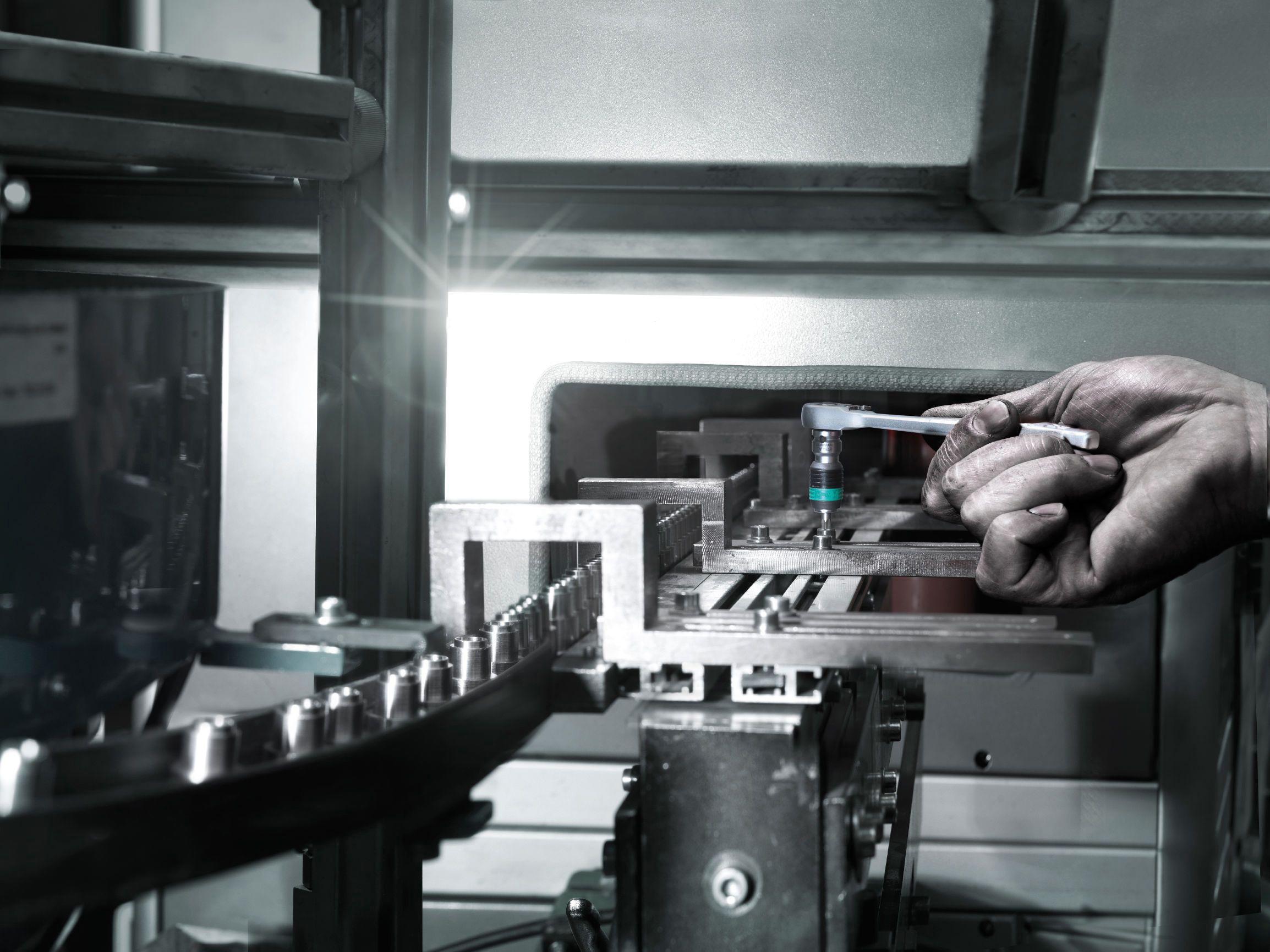 Wera 8004 A Zyklop Metal Ratchet with switch lever and 1/4 drive