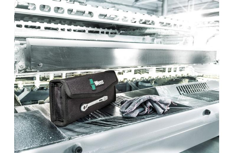 Wera 8100 SA 8 Zyklop Metal Ratchet Set With Switch Lever 1/4 Drive Wera 8100 SA 8 Zyklop Metal Ratchet Set With Switch Lever 1/4 Drive