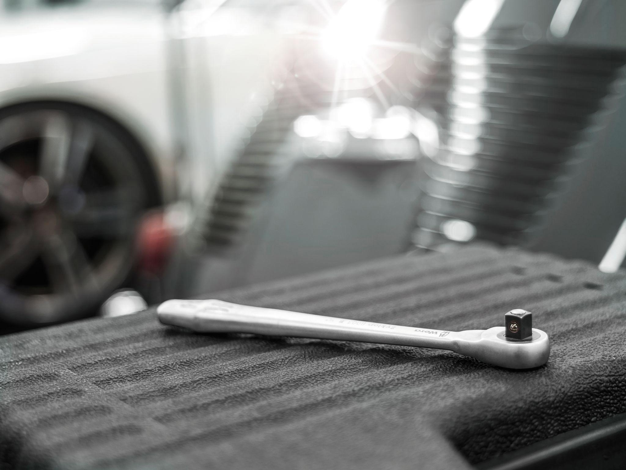 Wera 8003 B Zyklop Metal Ratchet With Push-Through Square And 3/8 drive 222mm