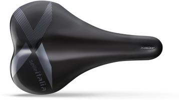 Halfords Selle Italia X-Bow Saddle Black/Black L1 | Extra 8% off for BC Members