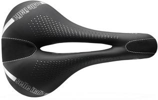 Halfords Selle Italia Lady Gel Flow TM Saddle Black S2 | Extra 8% off for BC Members