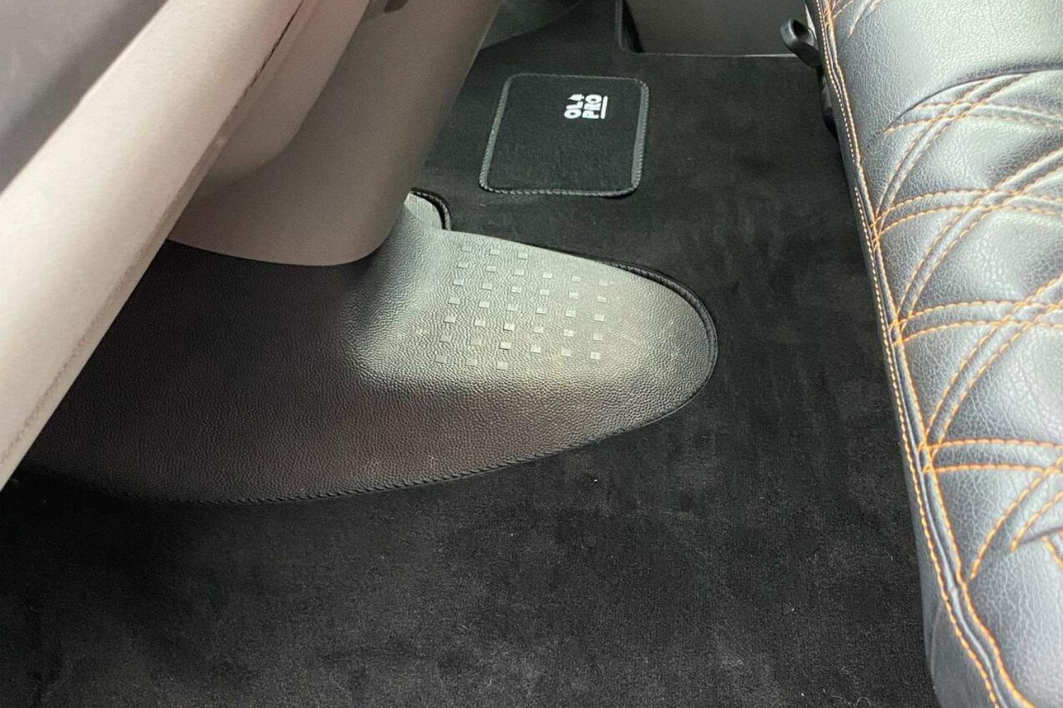 Olpro Volkswagen Transporter T5 Campervan Front Mat Black Halfords UK