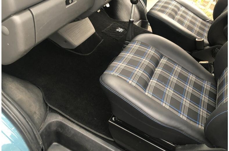 Olpro Volkswagen Transporter T4 1990 - 2003 Front Mat Olpro Volkswagen Transporter T4 1990 - 2003 Front Mat