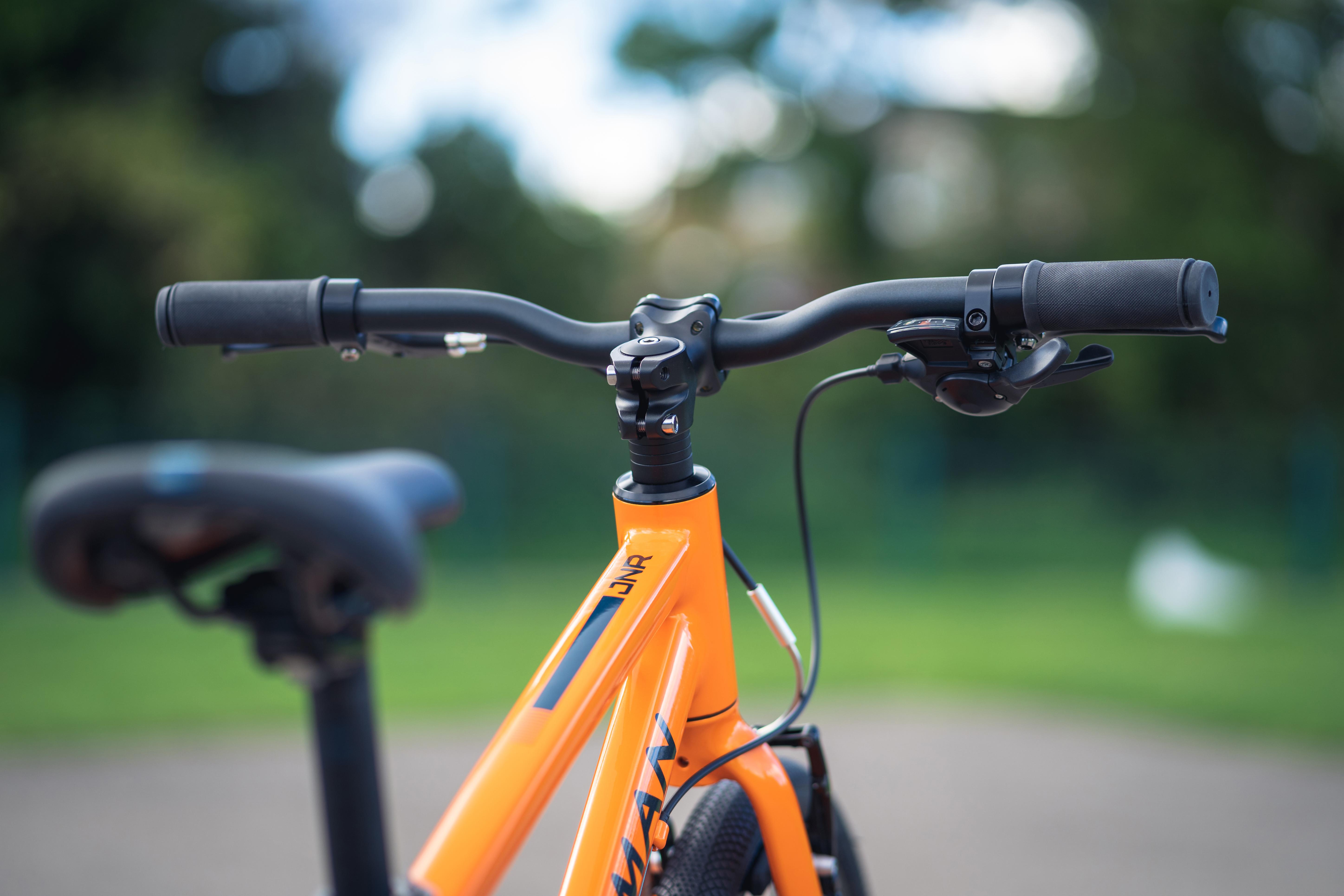 Boardman JNR Hybrid Bike - 20" Wheel