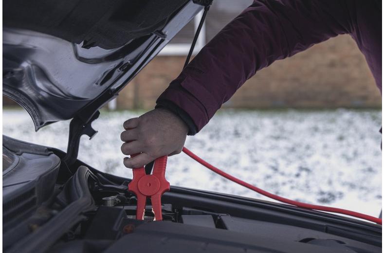 Halfords Up to 1.2L Jump Leads Halfords Up to 1.2L Jump Leads