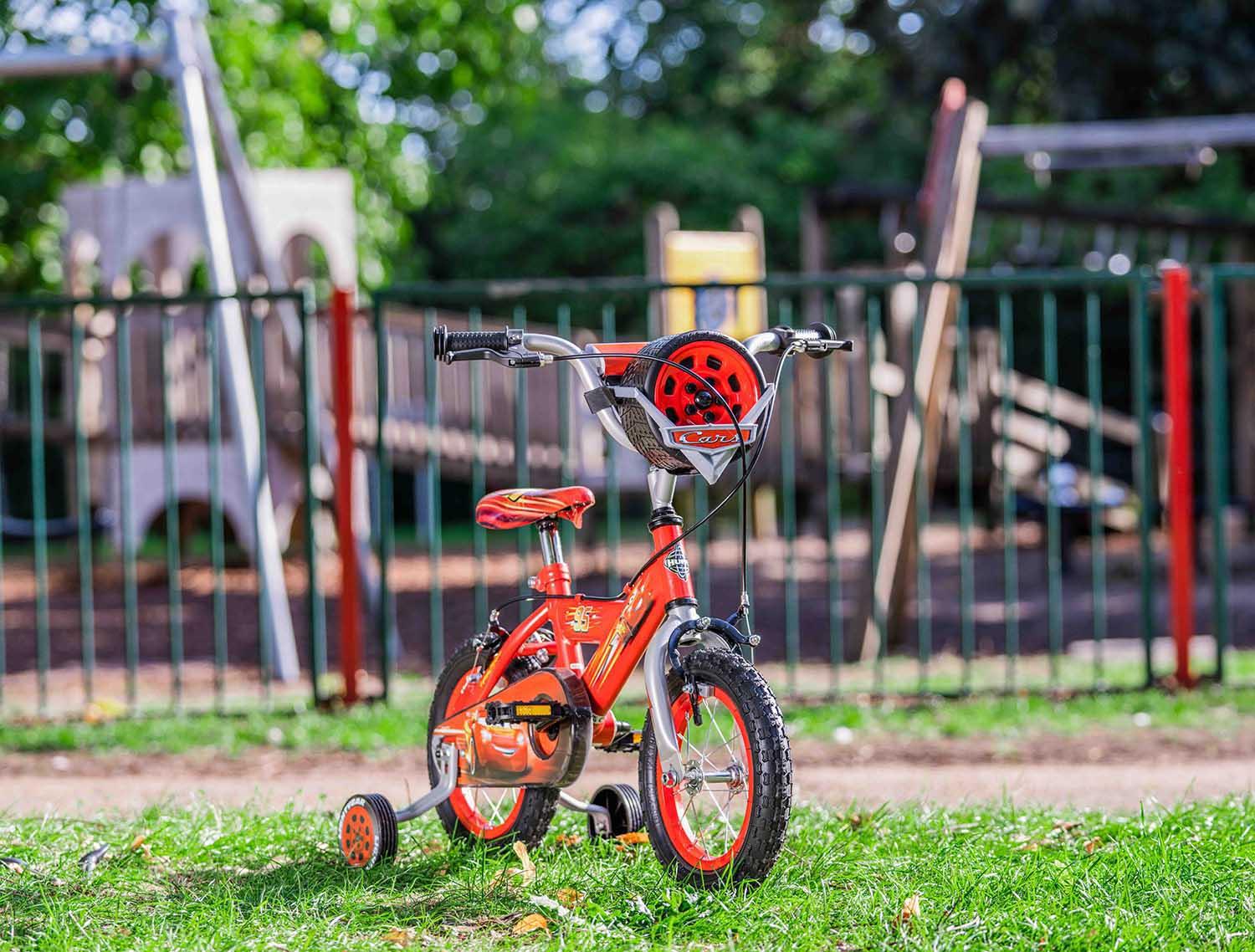 Huffy Disney Pixar Cars Lightning McQueen Kids Bike - 12" Wheel