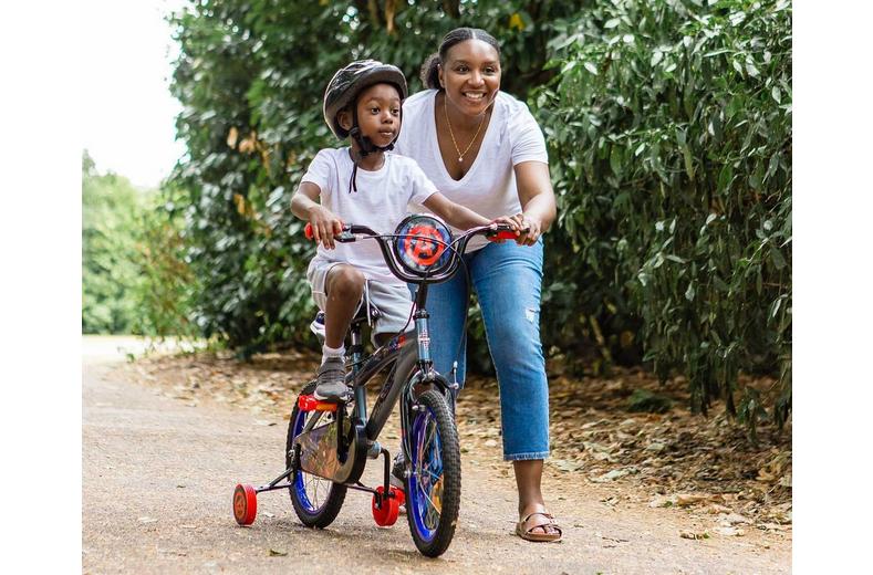 Huffy Marvel Avengers Kids Bike - 16" Wheel Huffy Marvel Avengers Kids Bike - 16" Wheel