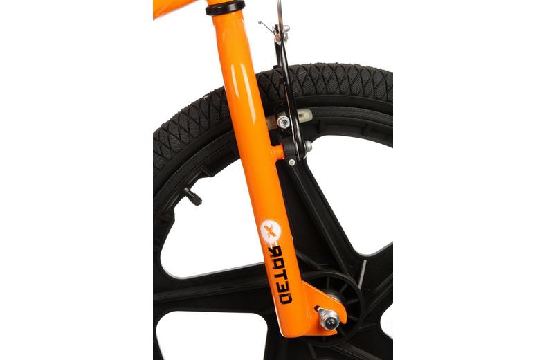X-Rated Shockwave BMX Bike - 20" Wheel X-Rated Shockwave BMX Bike - 20" Wheel