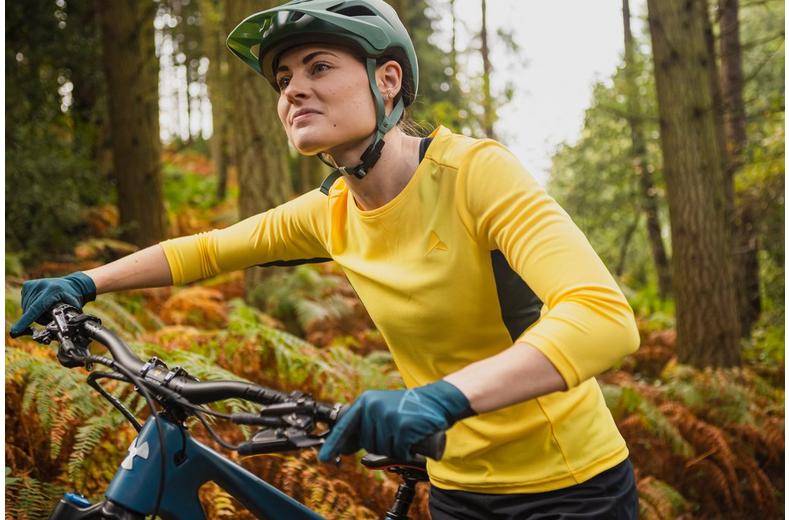 Altura Kielder Womens Cycling Jersey Altura Kielder Womens Cycling Jersey