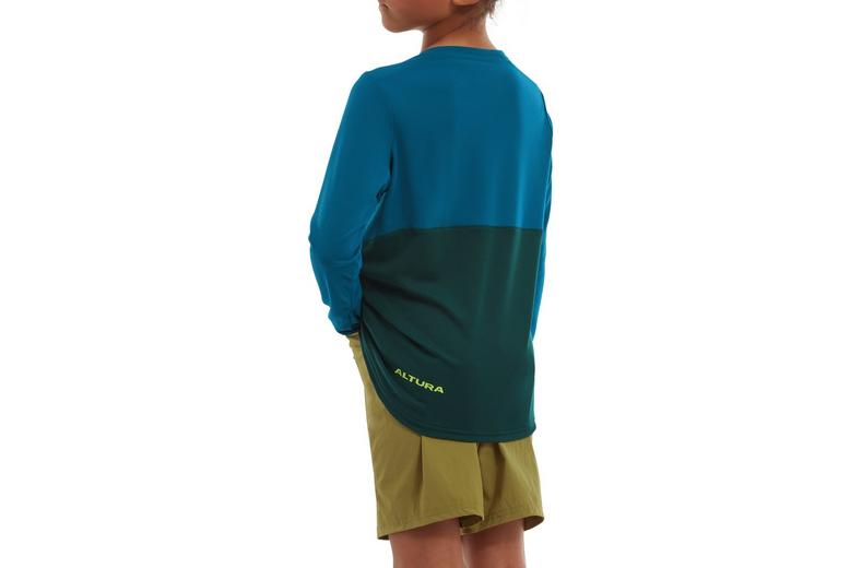 Altura Spark Light Weight Kids Long Sleeve Jersey Altura Spark Light Weight Kids Long Sleeve Jersey