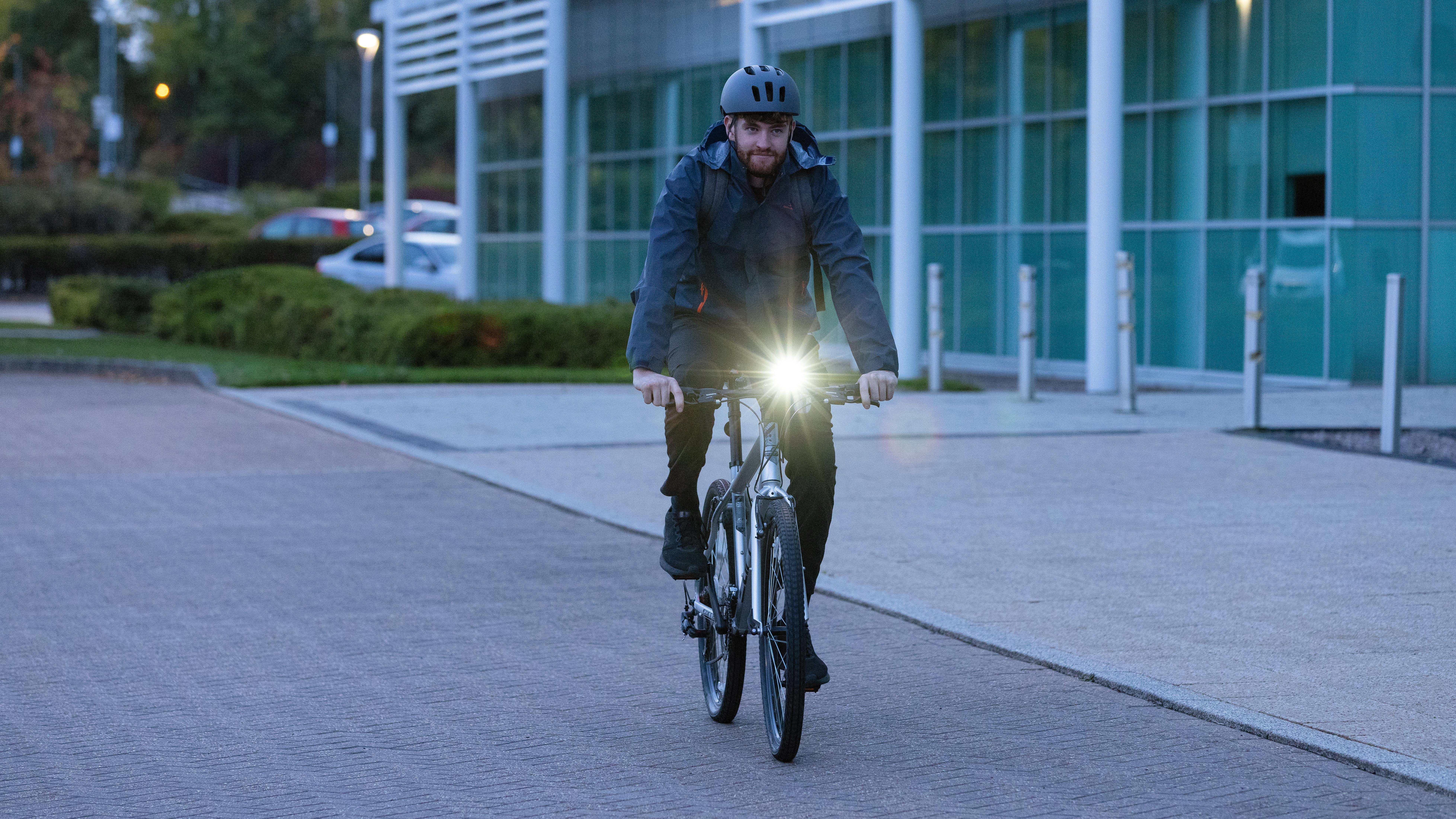 Halfords Advanced 500 Lumen Front Bike Light