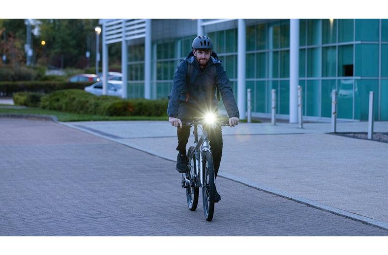 Halfords Advanced 500 Lumen Front Bike Light Halfords Advanced 500 Lumen Front Bike Light