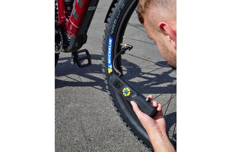 Michelin Mini Rechargeable Inflator Michelin Mini Rechargeable Inflator