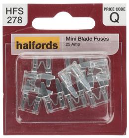 toyota yaris 2009 cigarette lighter fuse Which fuse is responsible for hazards and indicators in a Toyota Yaris?