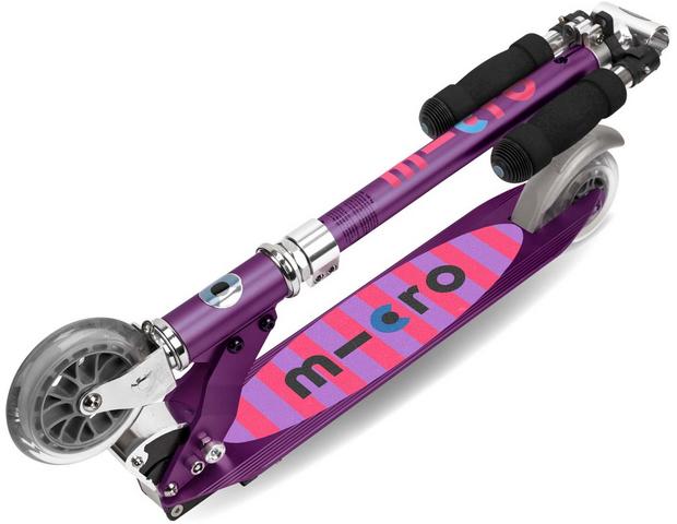 evig krybdyr Flere Micro Sprite Purple Stripe Kids Scooter | Halfords UK