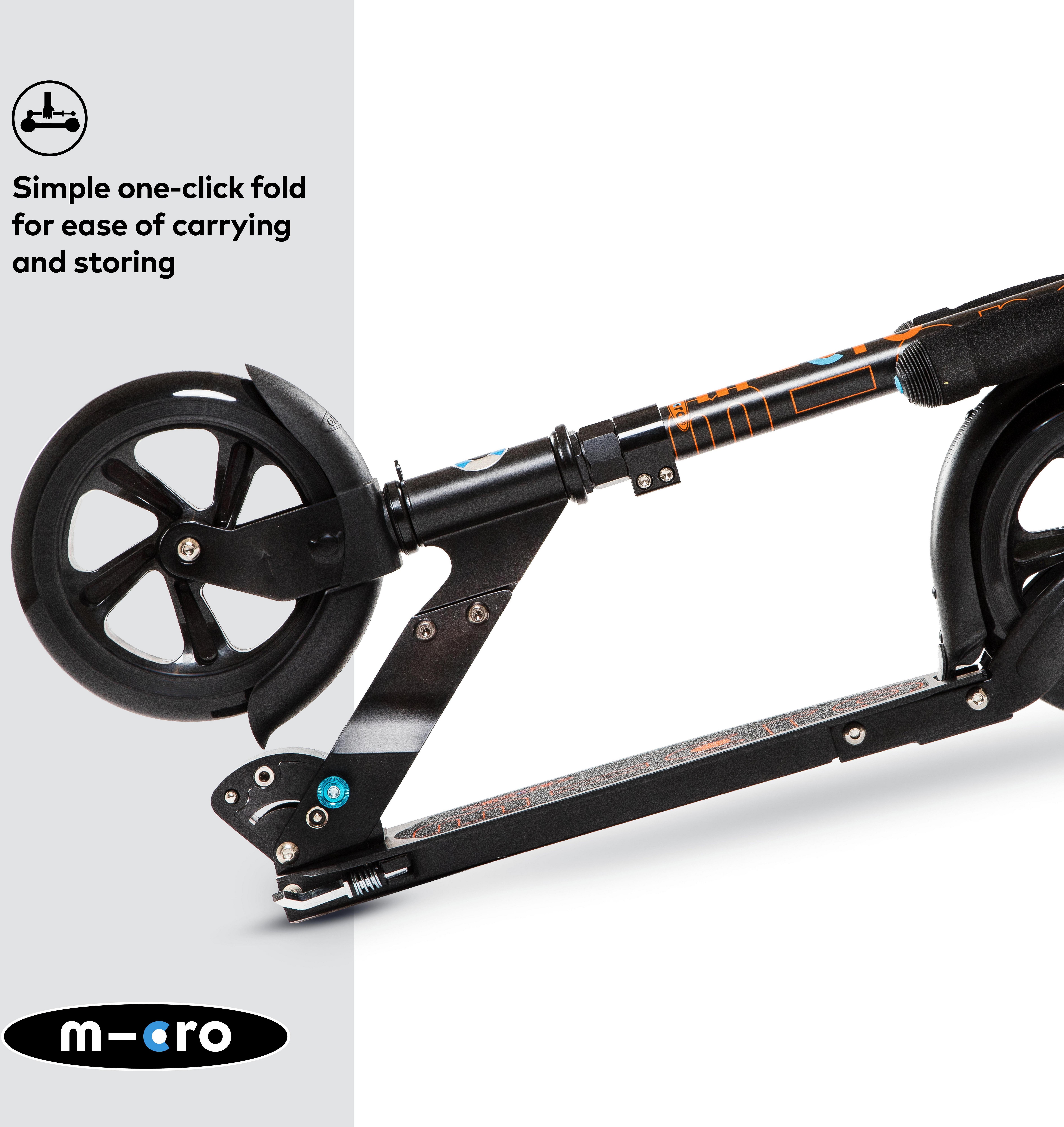 Micro Classic Foldable Black: 8 Year +