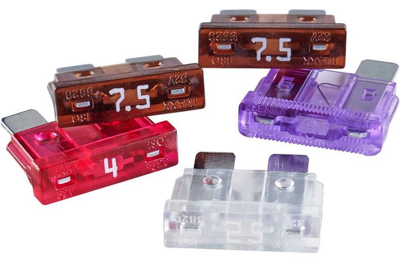 Halfords Assorted Blade Fuses 3/4/7.5/25 Amp (FUSE179) Halfords Assorted Blade Fuses 3/4/7.5/25 Amp (FUSE179)