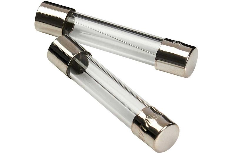 Halfords Glass Fuses 8 Amp (FUSE116) Halfords Glass Fuses 8 Amp (FUSE116)