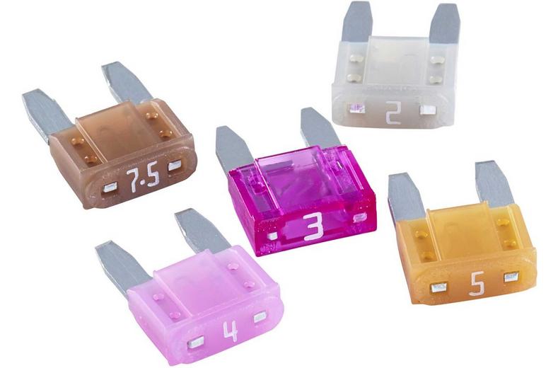 Halfords Assorted Mini Blade Fuses 2/3/4/5/7.5 Amp (FUSE147) Halfords Assorted Mini Blade Fuses 2/3/4/5/7.5 Amp (FUSE147)