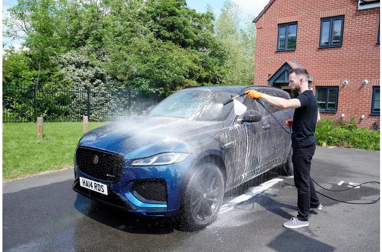 Halfords Advanced Premium Snow Foam Bottle Kit Halfords Advanced Premium Snow Foam Bottle Kit