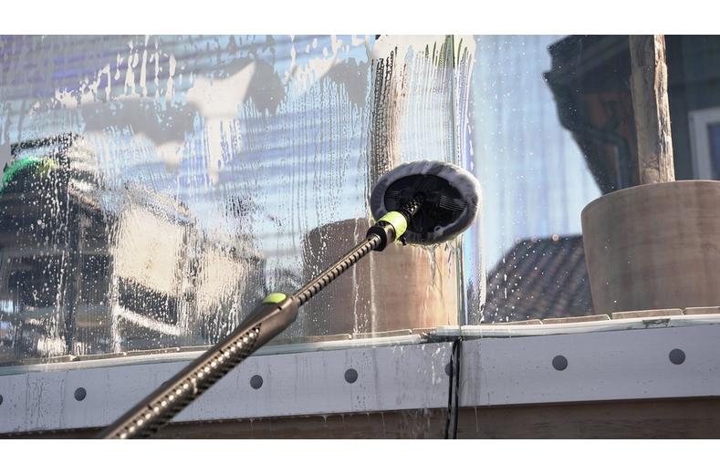 AVA Microfirer Mop W/ Waterflow AVA Microfirer Mop W/ Waterflow