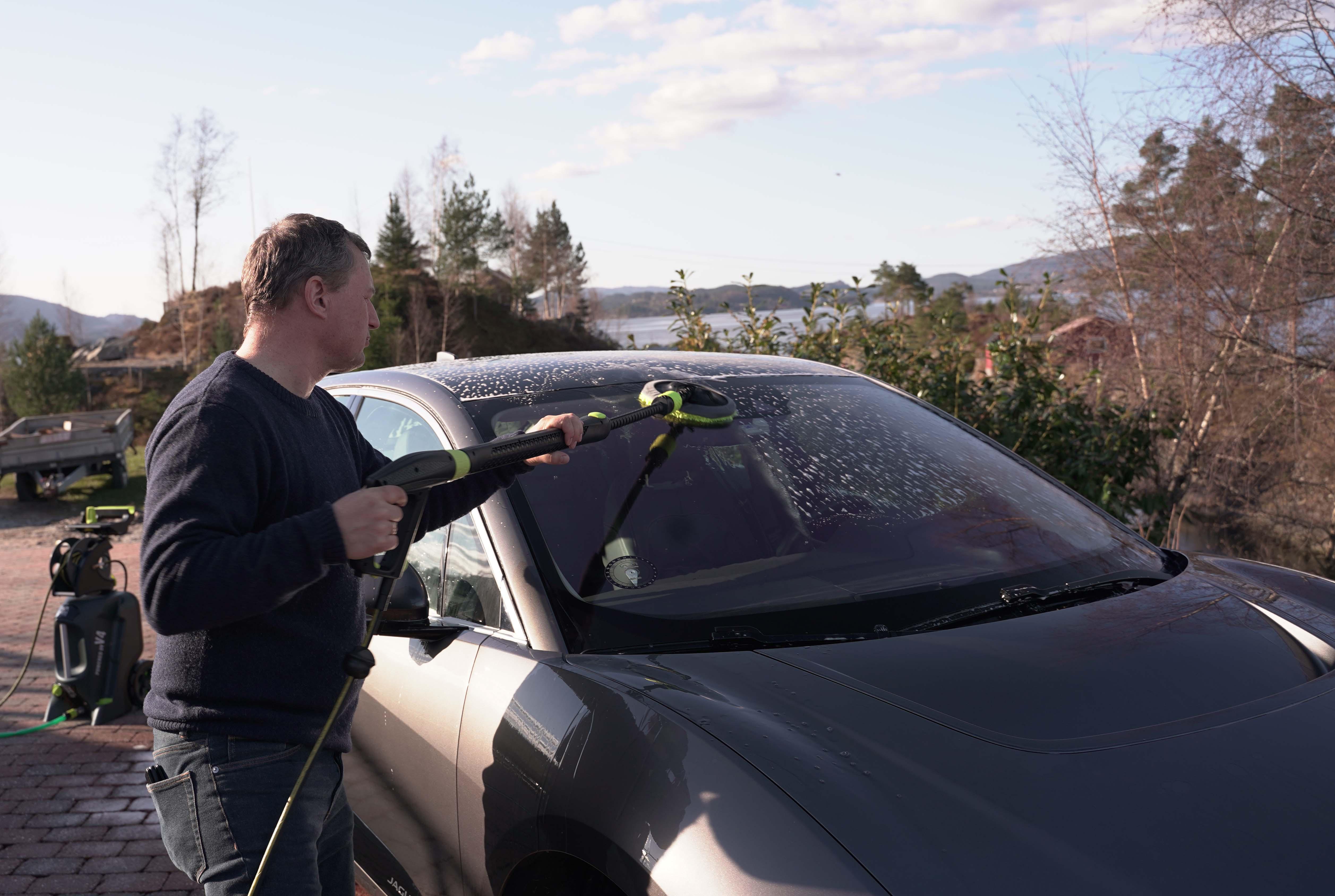 AVA Microfirer Mop W/ Waterflow