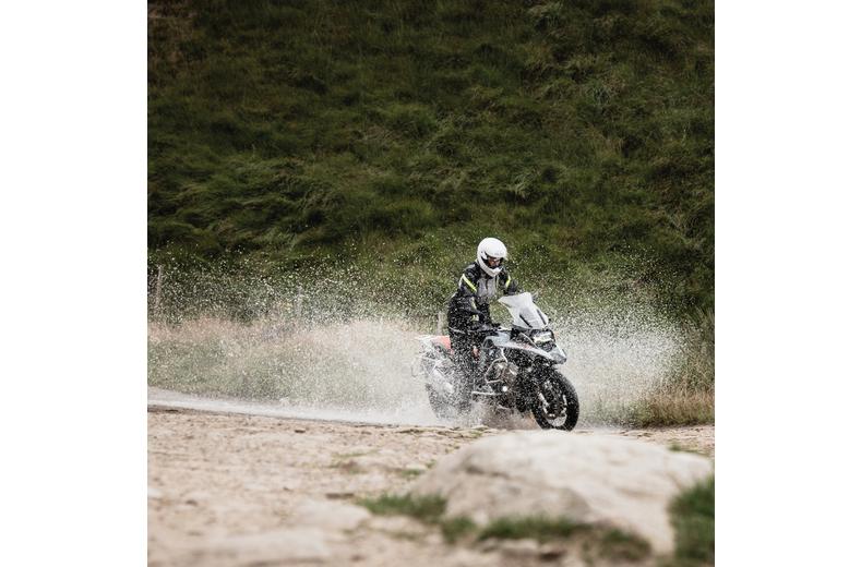 Oxford Montreal 4.0 MS Dry2Dry Jacket Blk/Flu Oxford Montreal 4.0 MS Dry2Dry Jacket Blk/Flu