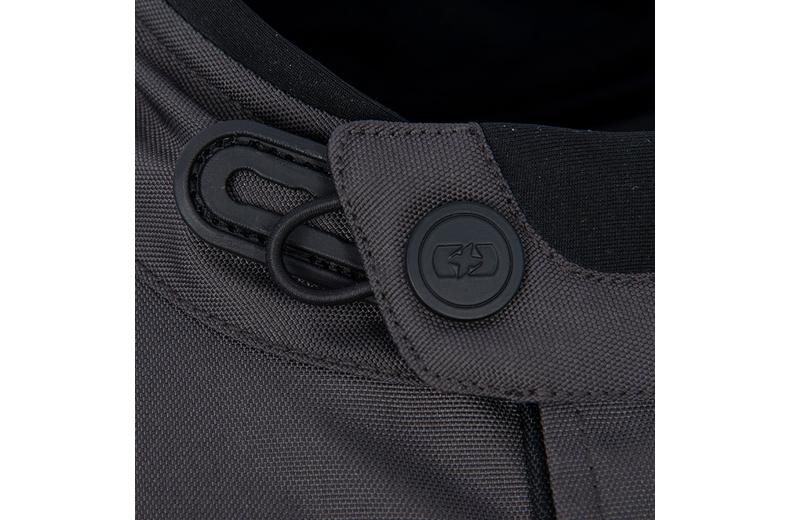 Montreal 4 MS D2Dry Jacket Blk/Gry/Red Montreal 4 MS D2Dry Jacket Blk/Gry/Red