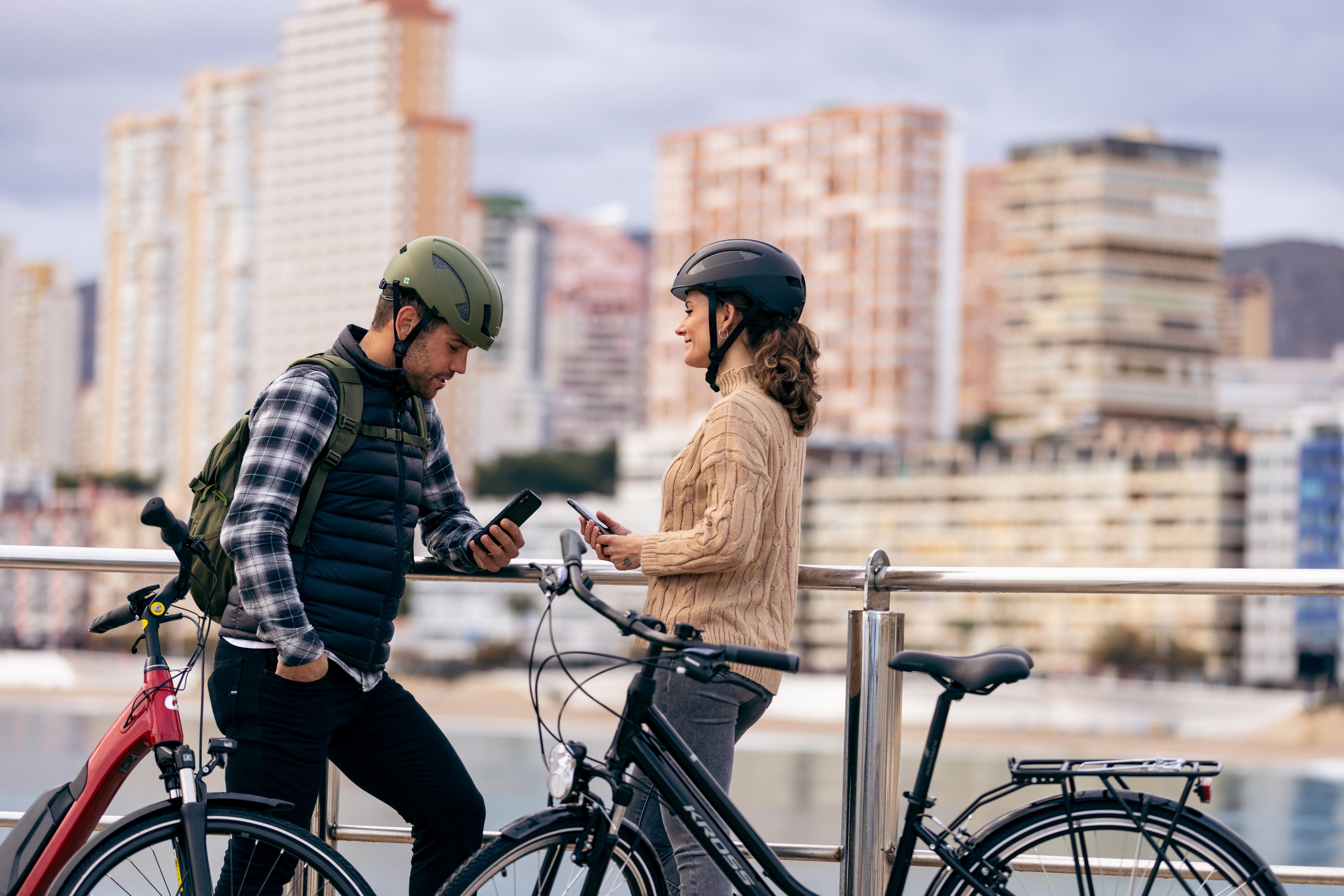 Lazer CityZen KinetiCore Helmet