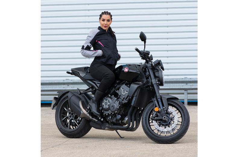 Oxford Iota 1.0 Air Jacket Stealth - Black/Grey/Pink - 20 Oxford Iota 1.0 Air Jacket Stealth - Black/Grey/Pink - 20