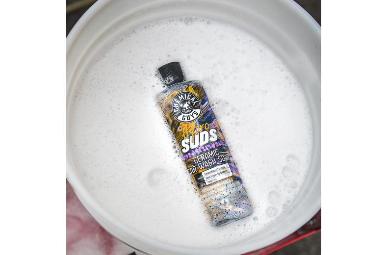 Chemical Guys HydroSuds Ceramic Car Wash Soap 16oz Chemical Guys HydroSuds Ceramic Car Wash Soap 16oz