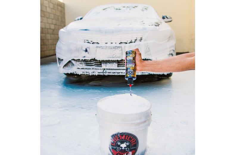 Chemical Guys HydroSuds Ceramic Car Wash Soap 16oz Chemical Guys HydroSuds Ceramic Car Wash Soap 16oz