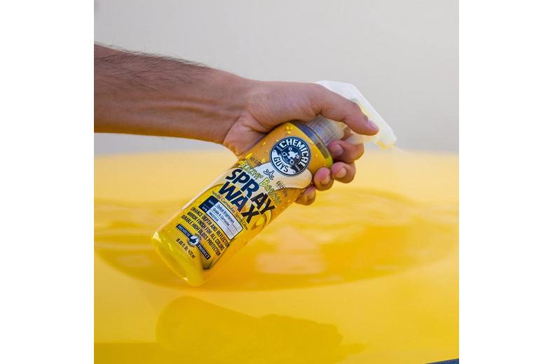 Chemical Guys Blazin' Banana Carnauba Spray Wax 16oz Chemical Guys Blazin' Banana Carnauba Spray Wax 16oz