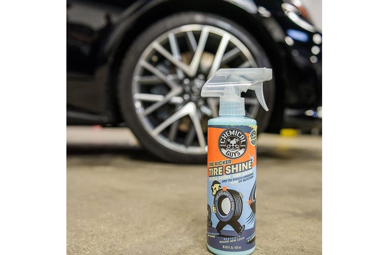 Chemical Guys Tyre Kicker Extra Glossy Shine 16oz Chemical Guys Tyre Kicker Extra Glossy Shine 16oz
