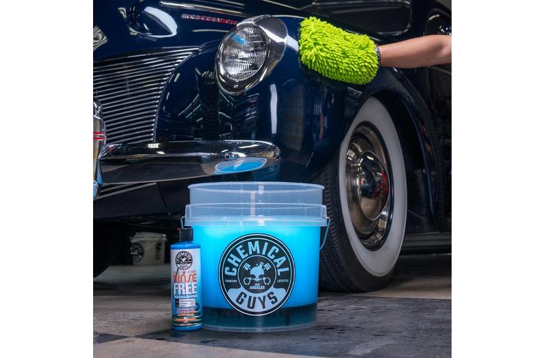 Chemical Guys Clear Bucket 4.25 Gallons Chemical Guys Clear Bucket 4.25 Gallons