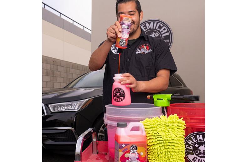 Chemical Guys Sticky Snowball Ultra Snow Foam 64oz Chemical Guys Sticky Snowball Ultra Snow Foam 64oz