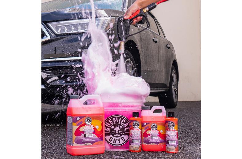 Chemical Guys Sticky Snowball Ultra Snow Foam 64oz Chemical Guys Sticky Snowball Ultra Snow Foam 64oz