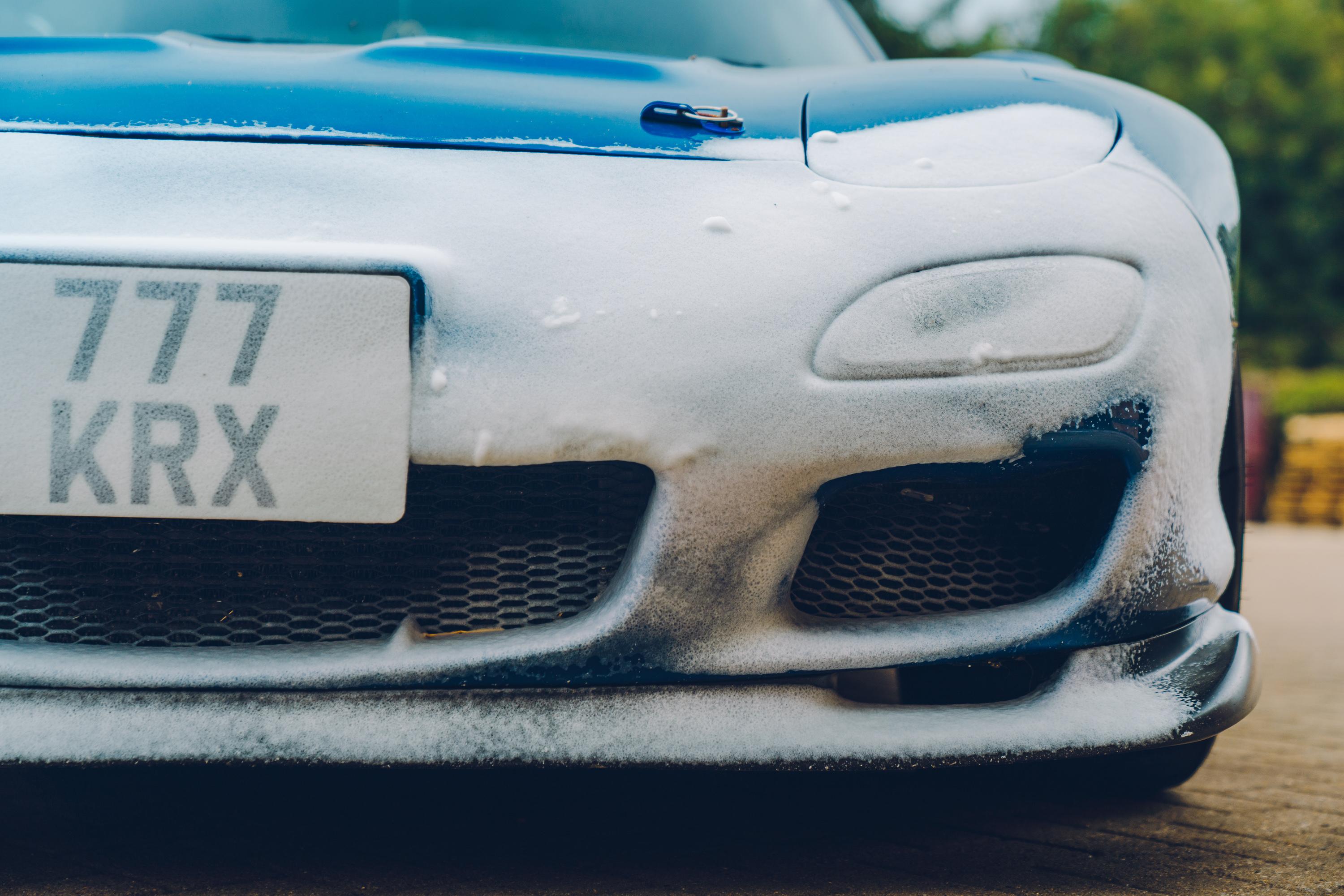 Meguiar’s Heavy Duty Foaming Bug Remover