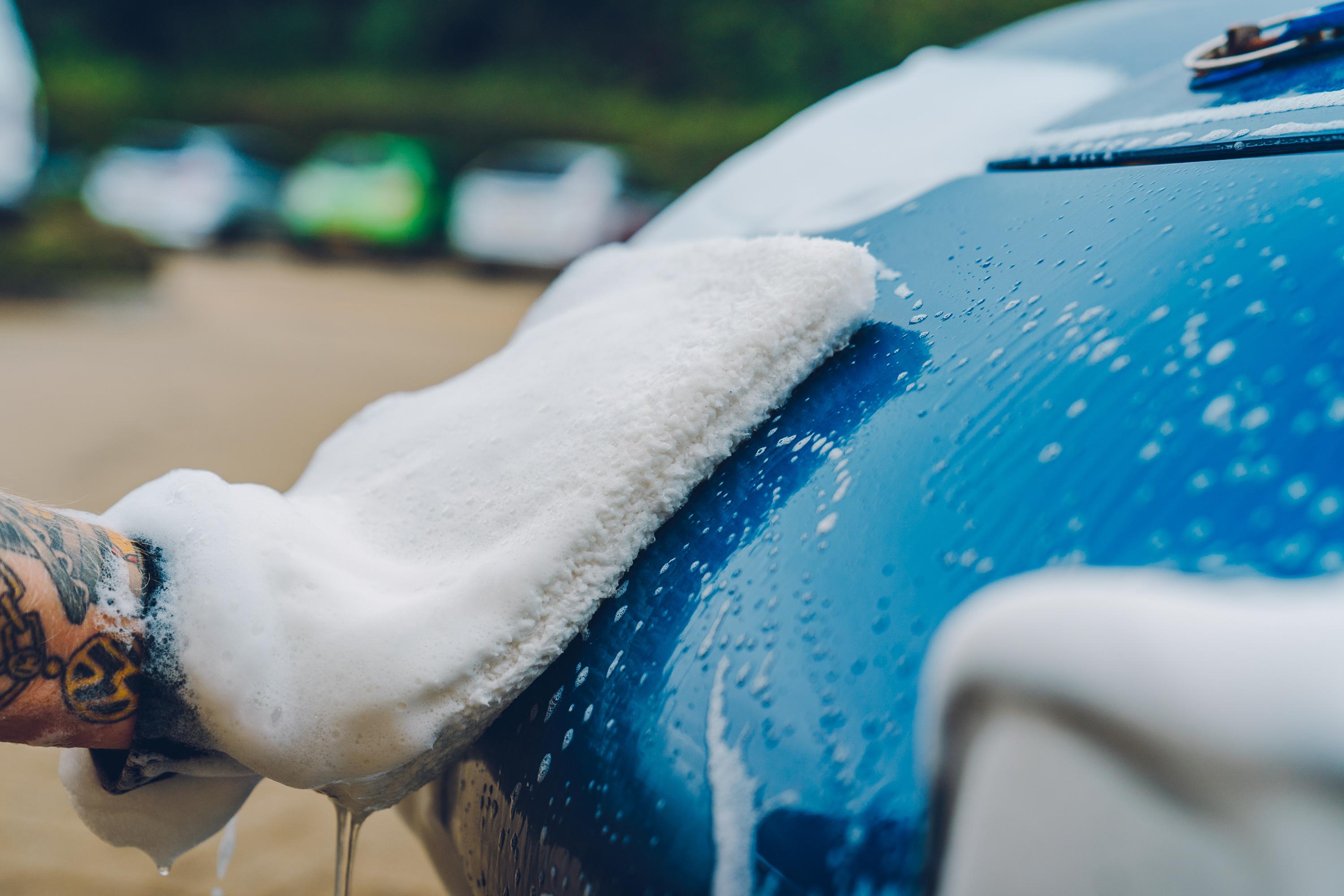 Meguiar’s Heavy Duty Foaming Bug Remover