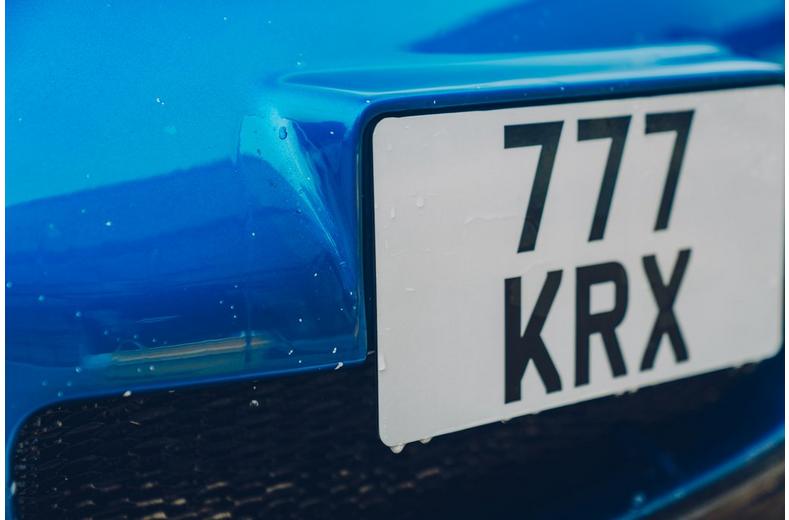 Meguiar’s Heavy Duty Foaming Bug Remover Meguiar’s Heavy Duty Foaming Bug Remover