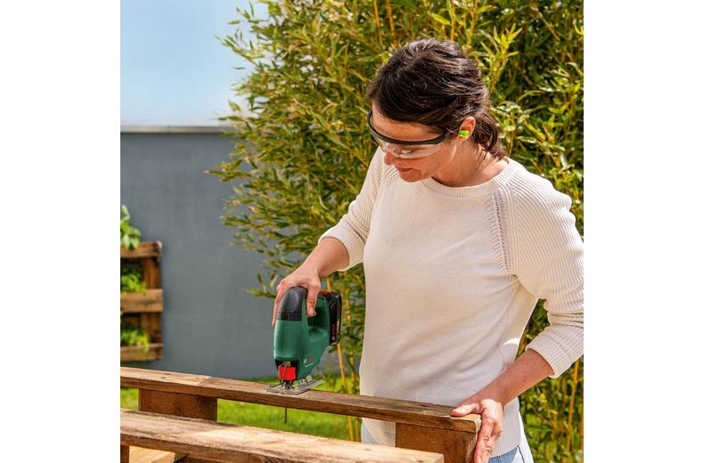 Bosch 18V-70 EasySaw Cordless Jigsaw (Bare Tool) Bosch 18V-70 EasySaw Cordless Jigsaw (Bare Tool)