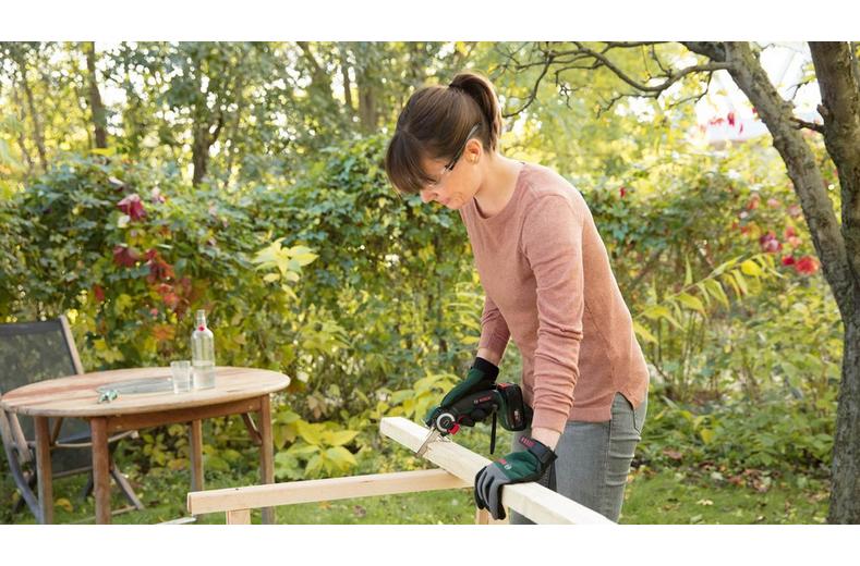 Bosch 18V AdvancedCut Nanoblade Saw (Bare Tool) Bosch 18V AdvancedCut Nanoblade Saw (Bare Tool)